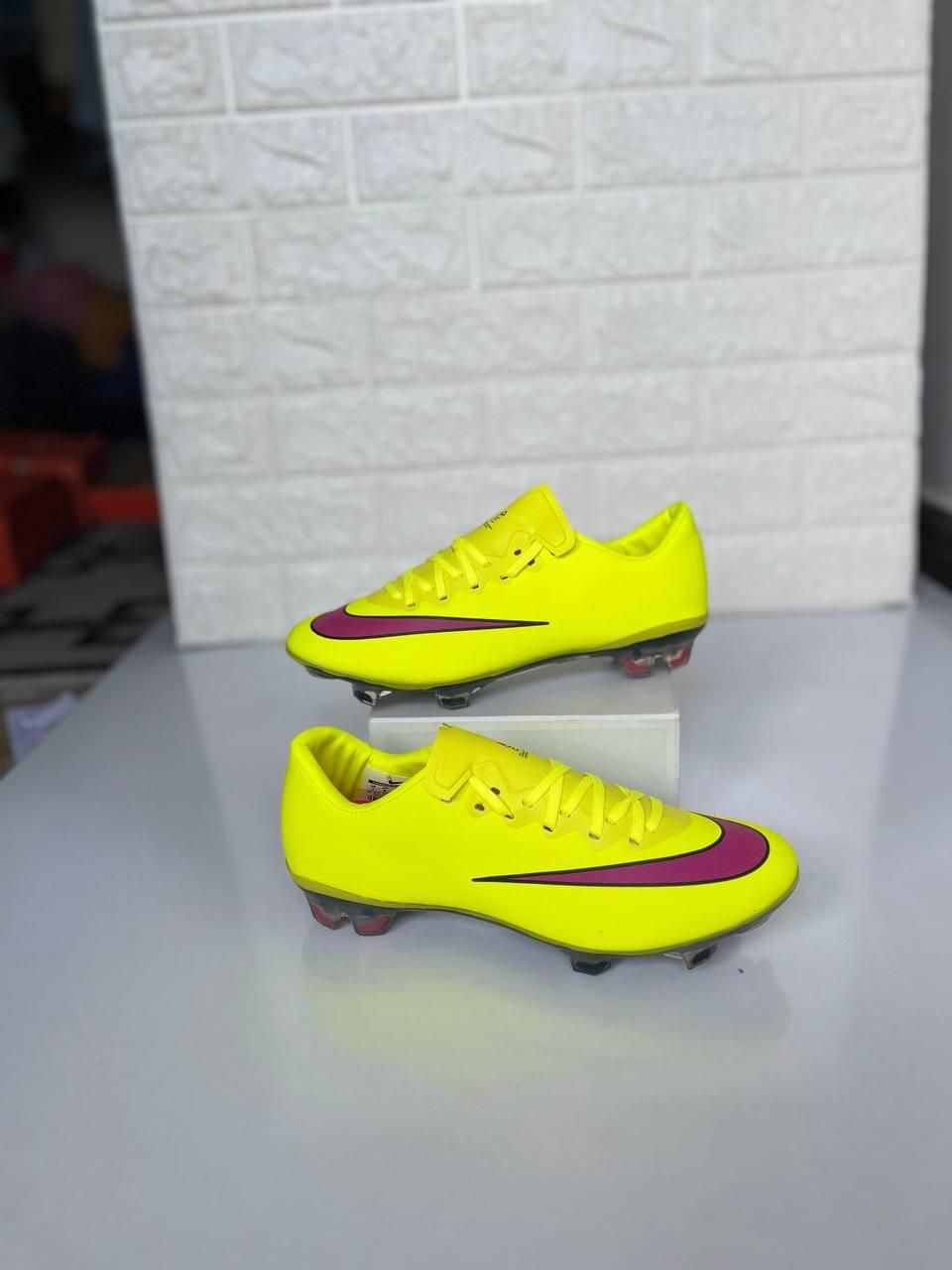 کفش فوتبال Nike مرکوریال ویپور سایز 40 تا 45 فسفری|کیف، کفش، کمربند|تهران, ابوذر|دیوار