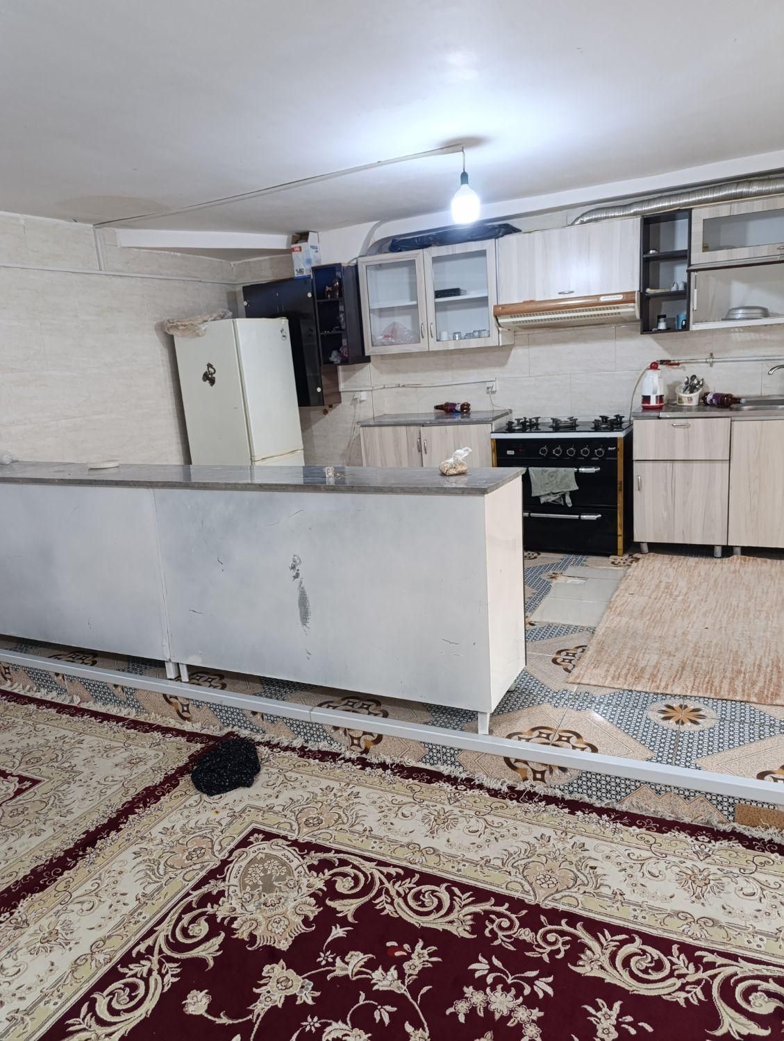 رهن و اجاره  کوتاه مدت و بلندمدت سوئیت|اجارهٔ کوتاه‌مدت آپارتمان و سوئیت|شیراز, حجت آباد|دیوار