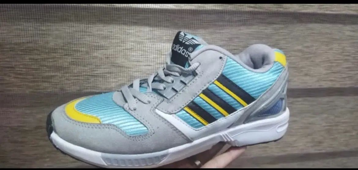 کتانی سایز۴۳ طرح  zx8000|کیف، کفش، کمربند|تهران, بروجردی|دیوار