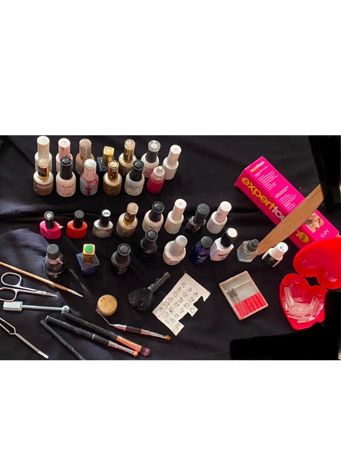 وسایل کاشت ناخن|آرایشی، بهداشتی، درمانی|نیشابور, فضل|دیوار