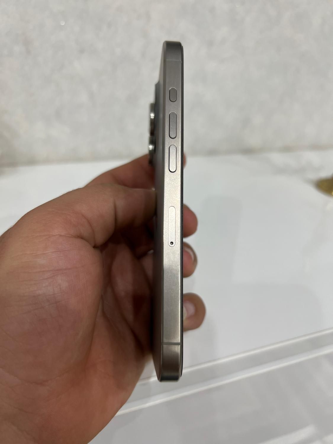 اپل iPhone 15 Pro با حافظهٔ ۱۲۸ گیگابایت در حد نو|موبایل|تهران, نعمت‌آباد|دیوار