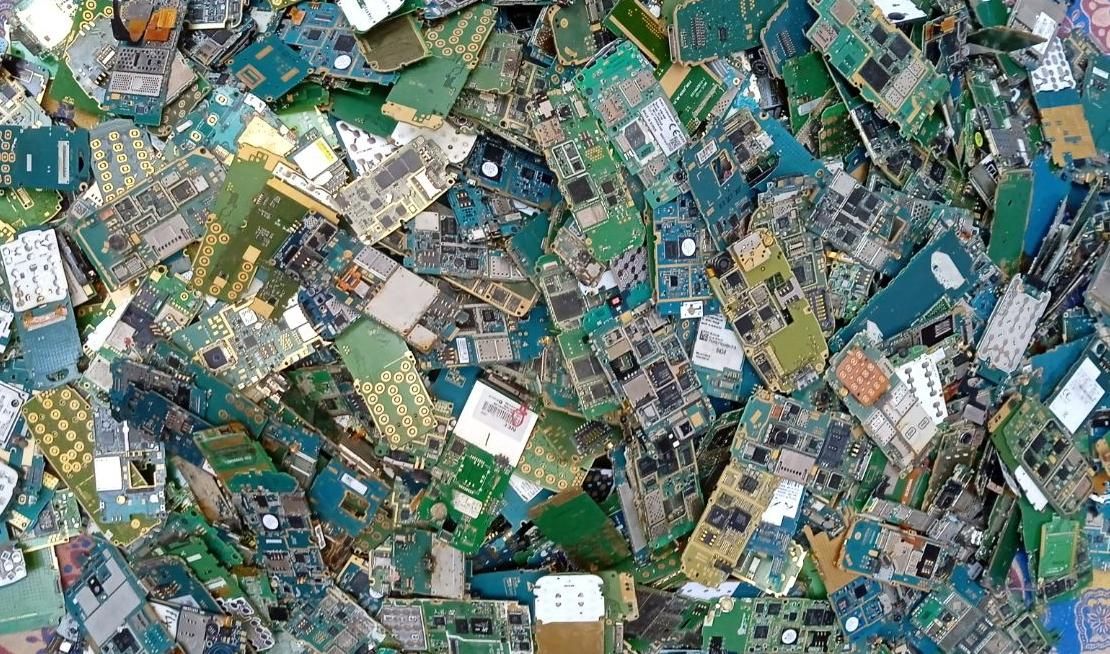 خریدار برد گوشی ،مدارسبز ،برد کامپیوتر|خدمات رایانهای و موبایل|تبریز, |دیوار