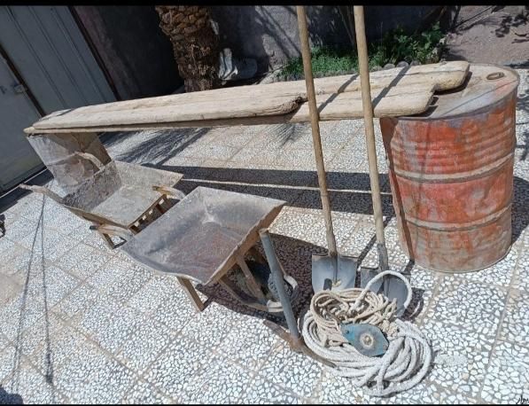 پیکور کار ی کندن بتن شفته دیوار کاشی|خدمات پیشه و مهارت|بم, |دیوار