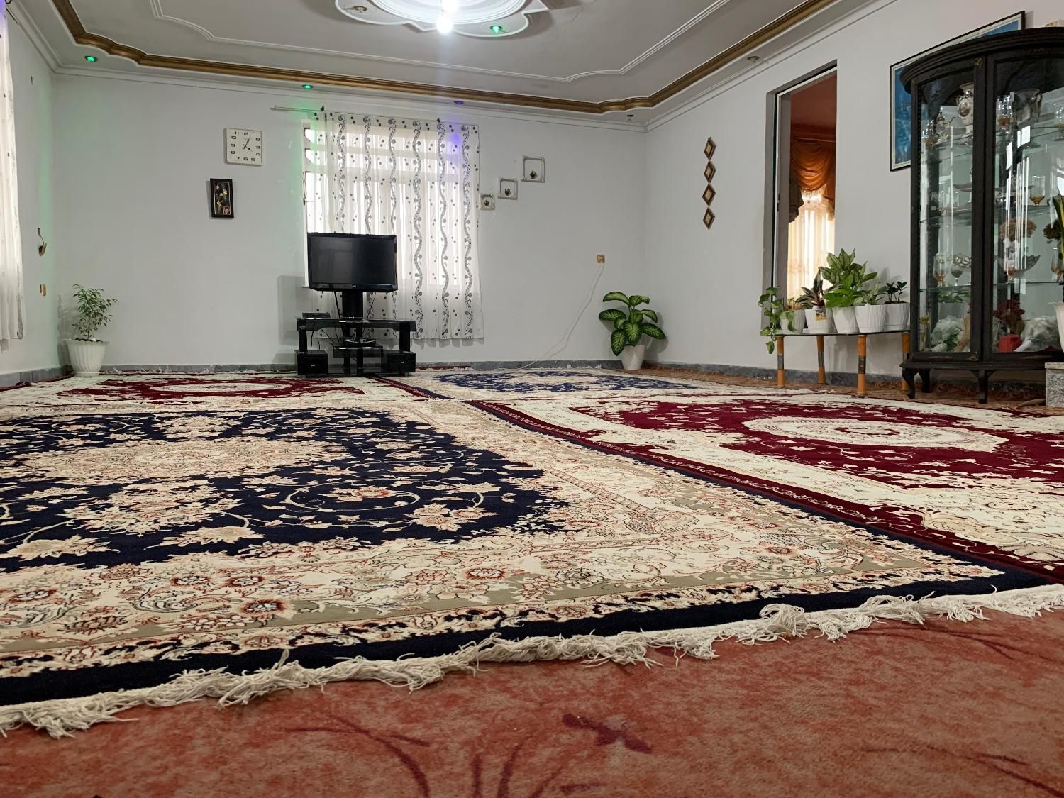 اجاره روزانه در جاده اسالم بع خلخال حیاط دار دربست|اجارهٔ کوتاه‌مدت ویلا و باغ|اسالم, |دیوار