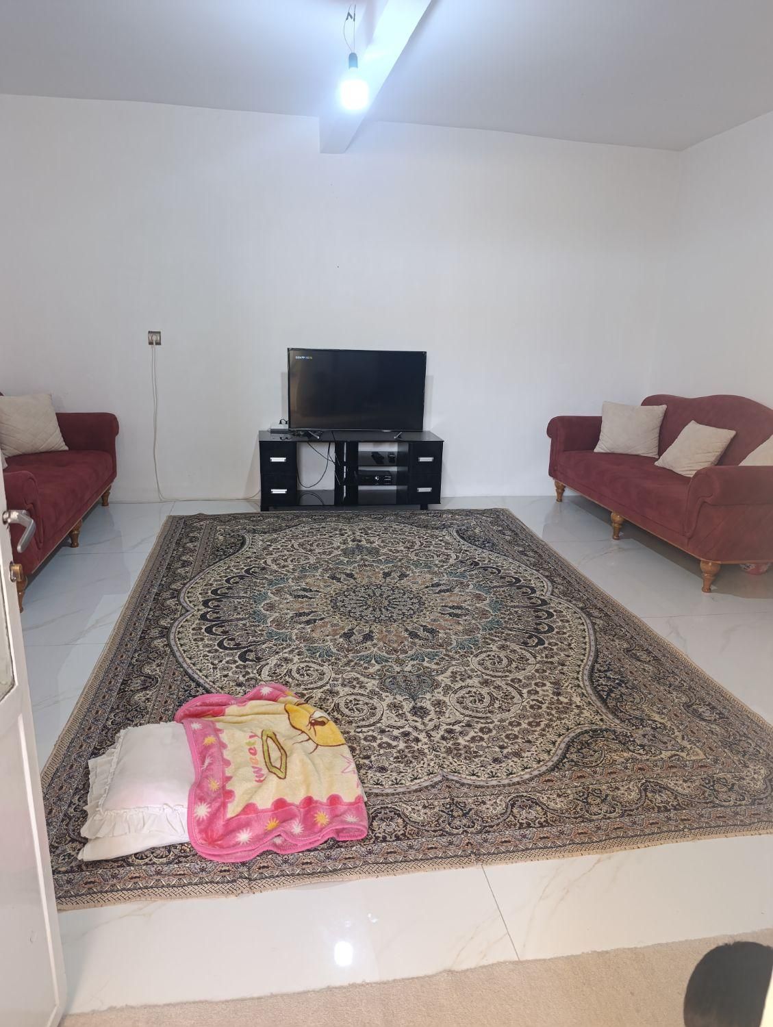 خونه ویلایی 60متری هم فروش هم اجاره داده میشود|فروش خانه و ویلا|کرج, آق تپه|دیوار