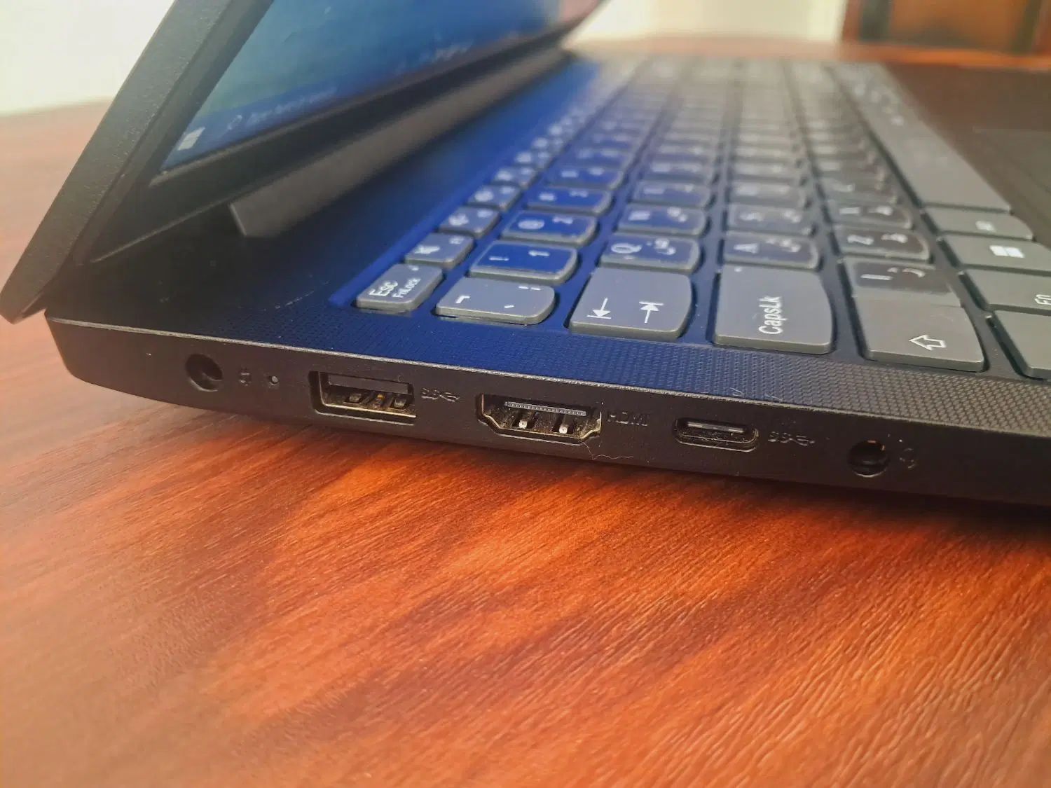 لپ تاپ LENOVO  ویندوز10    ۹ماه گارانتی باقیه|رایانه همراه|رشت, نیروی دریایی|دیوار