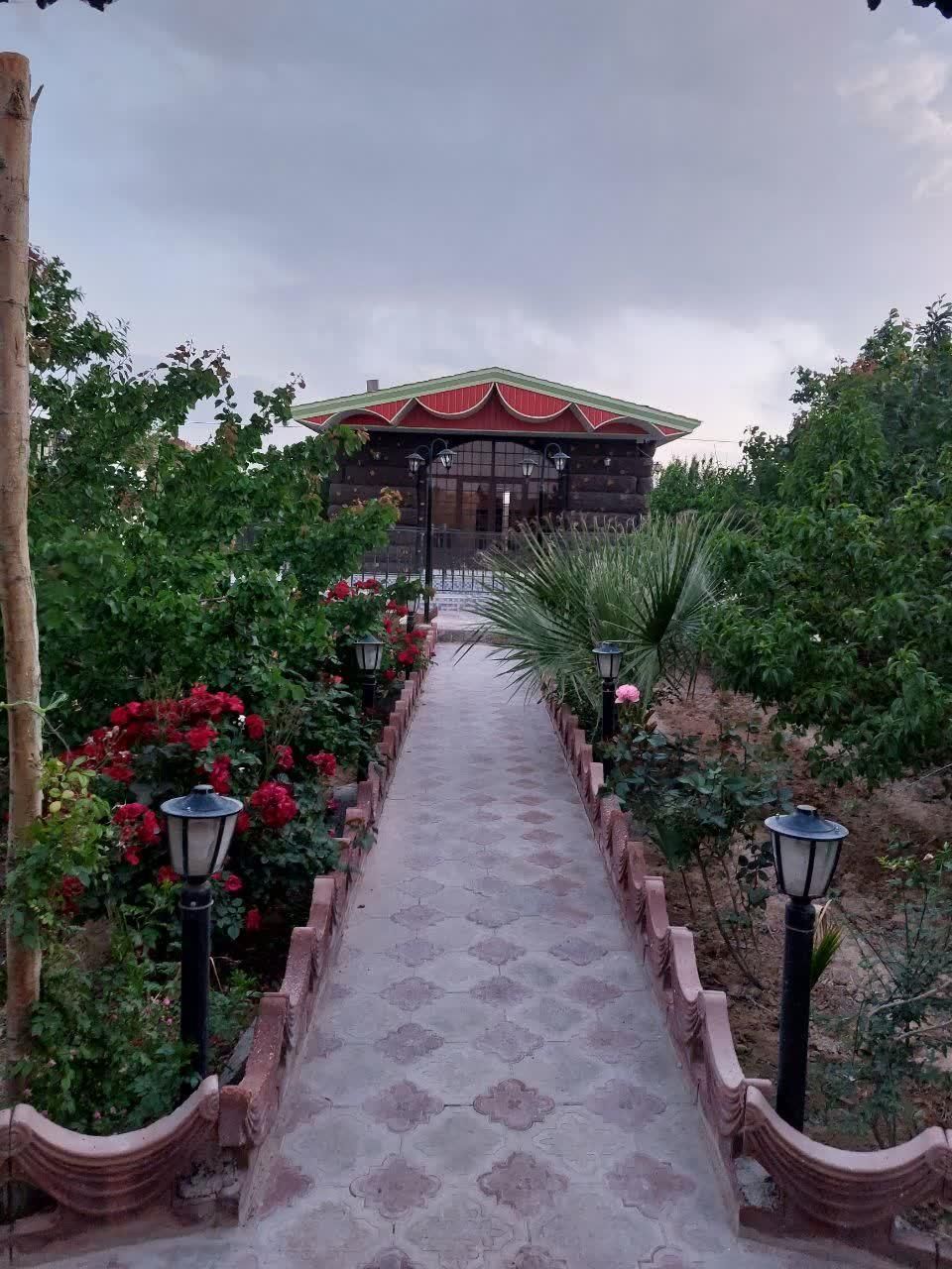 اجاره باغ ویلاسرسبزباامنیت|اجارهٔ کوتاهمدت ویلا و باغ|اصفهان, شفق|دیوار