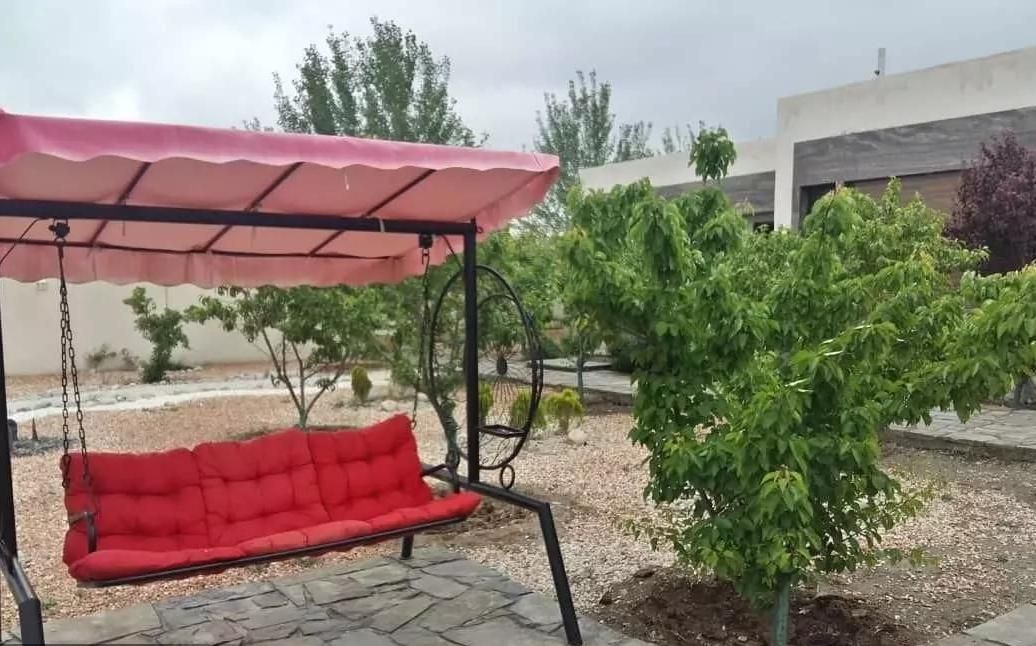 اجاره روزانه و شبانه ویلای استخر دار ویلاباغ وسویت|اجارهٔ کوتاه‌مدت آپارتمان و سوئیت|رشت, گلسار|دیوار