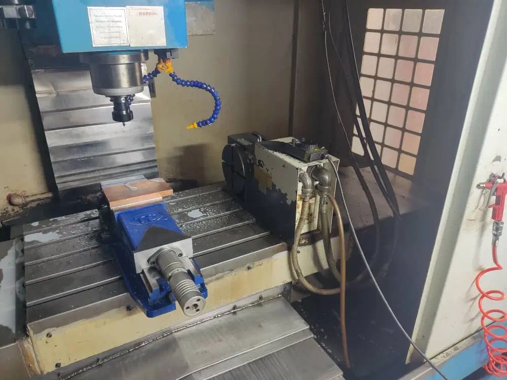 فروش فرز CNC چهار محور همزمان تاکومی ژاپن|ماشین‌آلات صنعتی|اصفهان, خانه اصفهان|دیوار