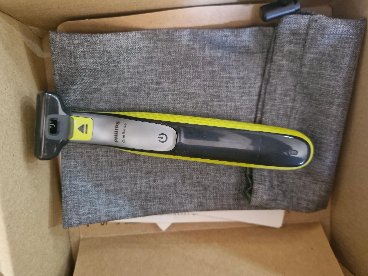 ماشین اصلاح صورت و بدن فیلیپس مدل One Blade|آرایشی، بهداشتی، درمانی|تهران, مرادآباد|دیوار