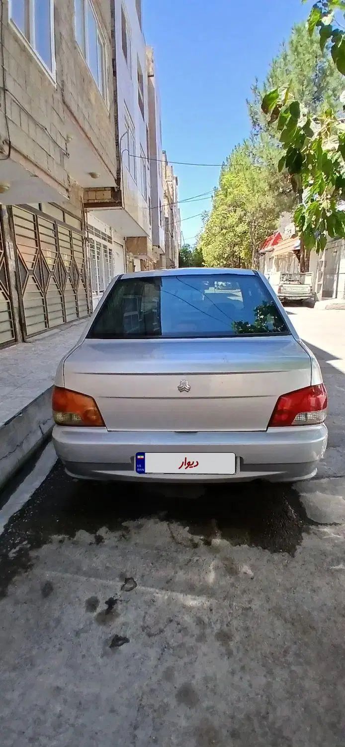 ۱۳۲|خودرو سواری و وانت|مشهد, انقلاب|دیوار