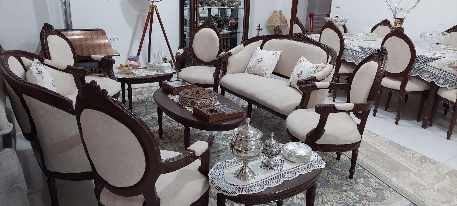 یک دست مبل ۸ نفره و یک دست میزناهارخوری ۸ نفره|مبلمان خانگی و میز عسلی|رفسنجان, |دیوار