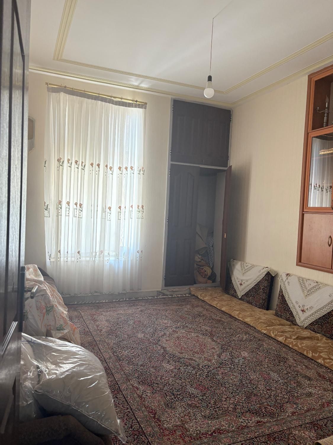 اجاره ای همکف خ معراج ۲۰۰ متر به همراه پارکینگ|اجارهٔ خانه و ویلا|رفسنجان, |دیوار