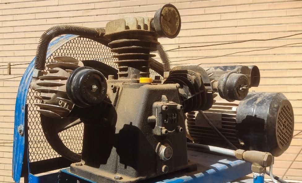 کمپرسور باد صنعتی ۳۵۰ لیتری|ماشین‌آلات صنعتی|اهواز, کوی پیروزی|دیوار