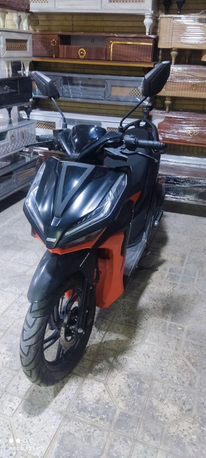 فروش موتور کلیک۱۸۰|دوچرخه، اسکیت، اسکوتر|شاهینشهر, کوی مهدیه|دیوار