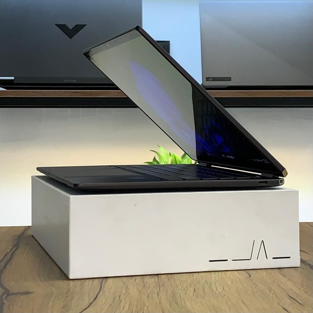 لپ‌تاپ HP SPECTRE 14 / لوکس با امکانات هوش مصنوعی|رایانه همراه|مشهد, ارشاد|دیوار