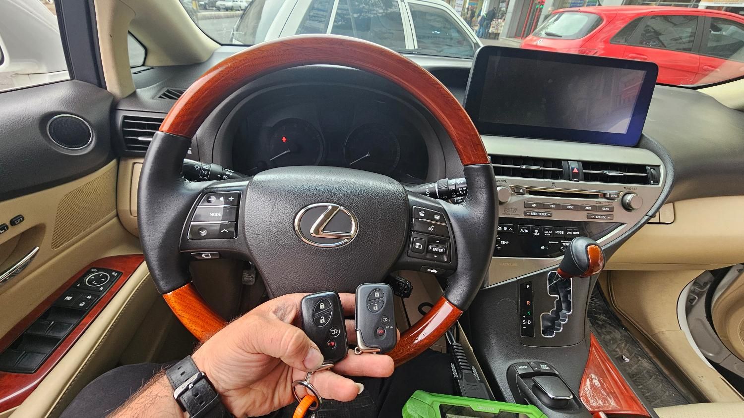 کلید سازی کیوان ریموت وسویچ  استارتر|خدمات پیشه و مهارت|رشت, لاکانی|دیوار