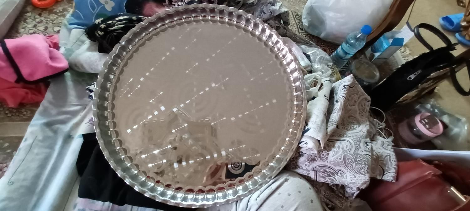 سینی لب کنگره ای در انواع سایز|ظروف سرو و پذیرایی|اصفهان, ارزنان|دیوار