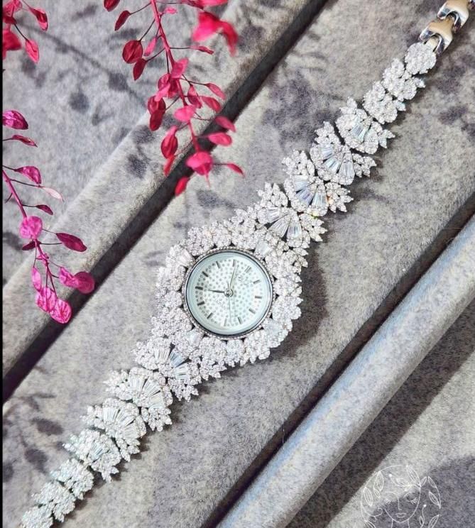 نیمست نقره باساعت نقره و انگشتر مدال نقره|بدلیجات|تبریز, |دیوار