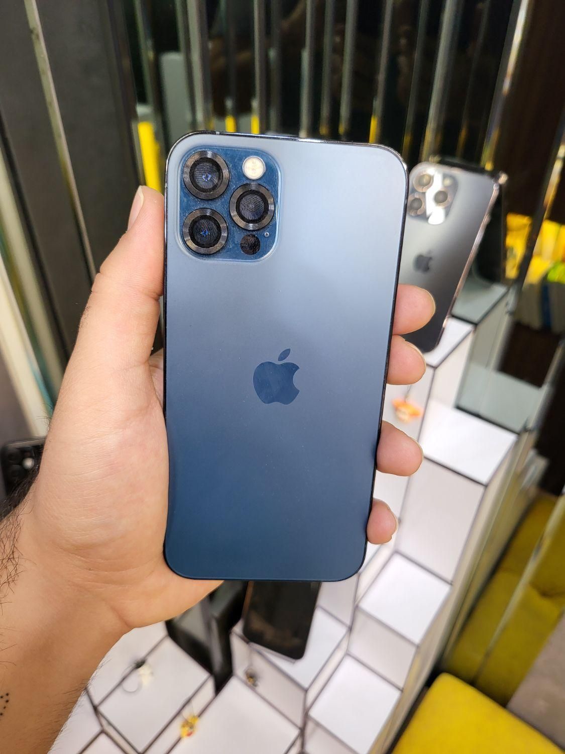 iphone 12 pro 512gb zaa|موبایل|اصفهان, باغ زرشک|دیوار