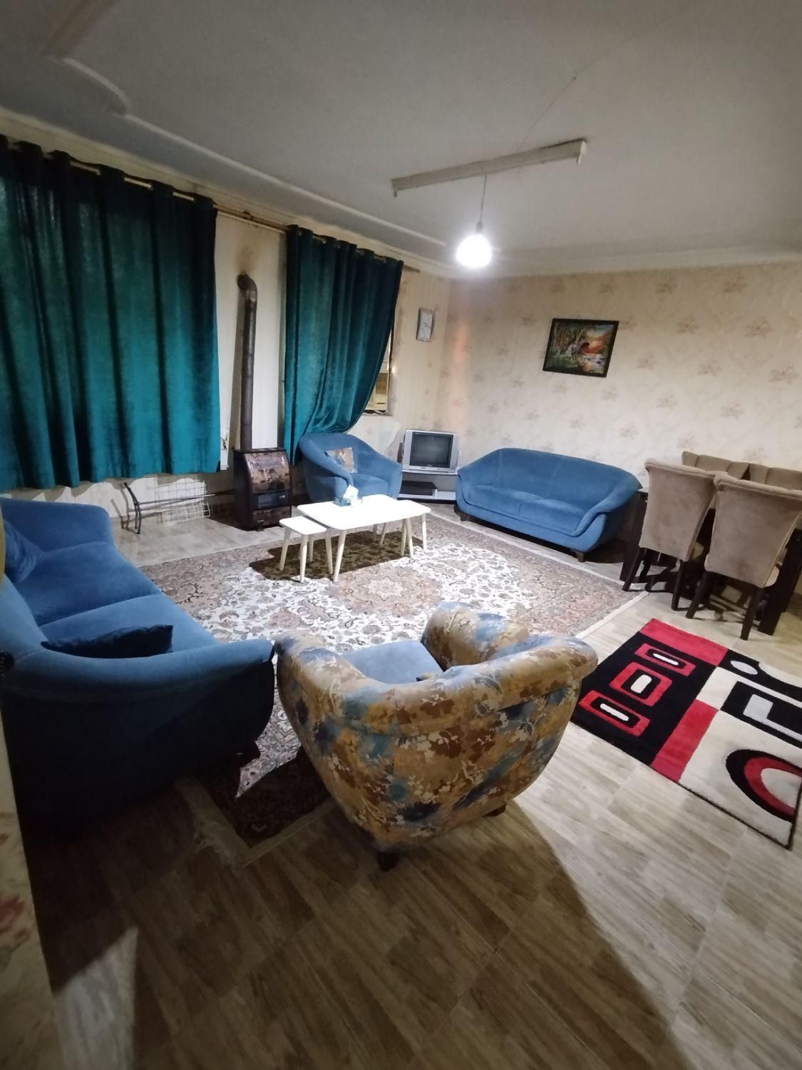 واحد مبله ۷۰ متری اجاره روزانه با جای پارک|اجارهٔ کوتاهمدت آپارتمان و سوئیت|رشت, حمیدیان|دیوار