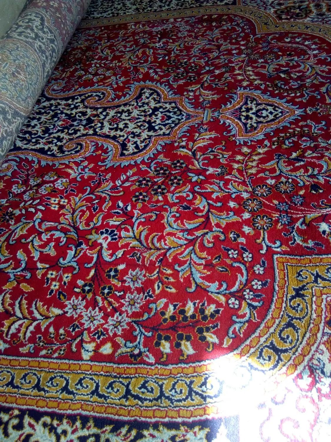 فروش فرش فقط خریدار تخفیف پای معامله|فرش|اصفهان, باغ فردوس|دیوار