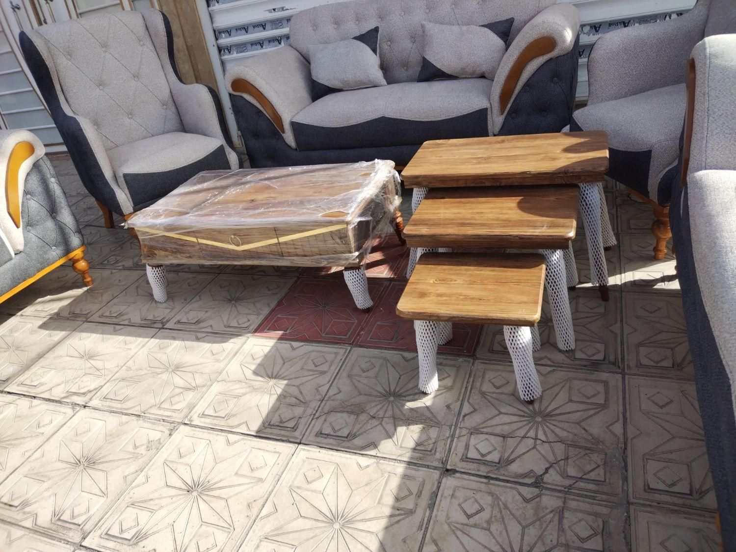 میز چهارتیکه مبل|مبلمان خانگی و میز عسلی|بیرجند, |دیوار