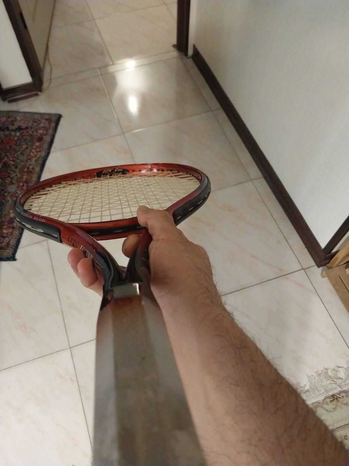 راکت تنیس قدیمی راسیگنال فرانسوی|ورزشهای توپی|شاهینشهر, خانه کارگر|دیوار