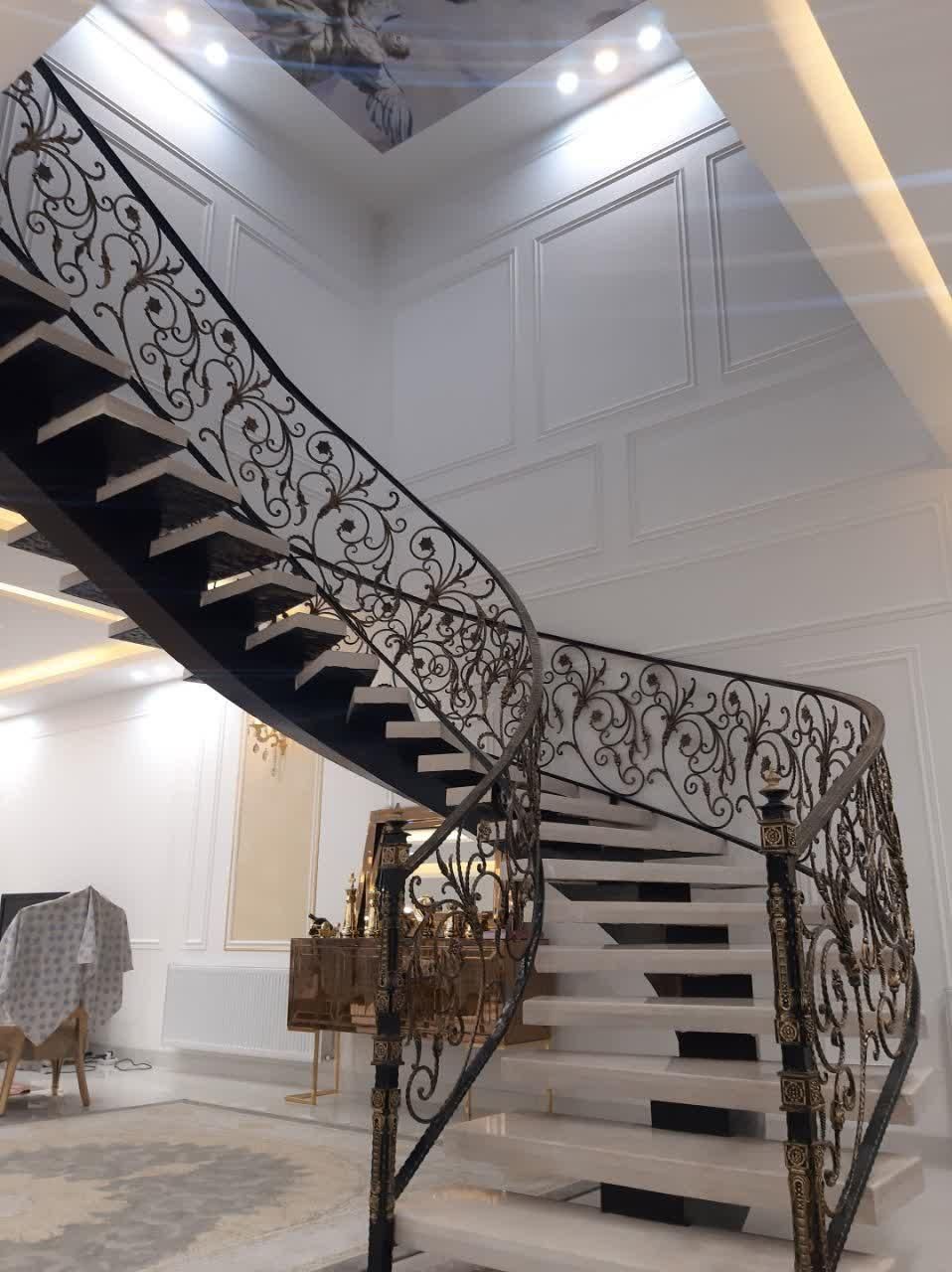 پله گرد|خدمات پیشه و مهارت|یزد, |دیوار