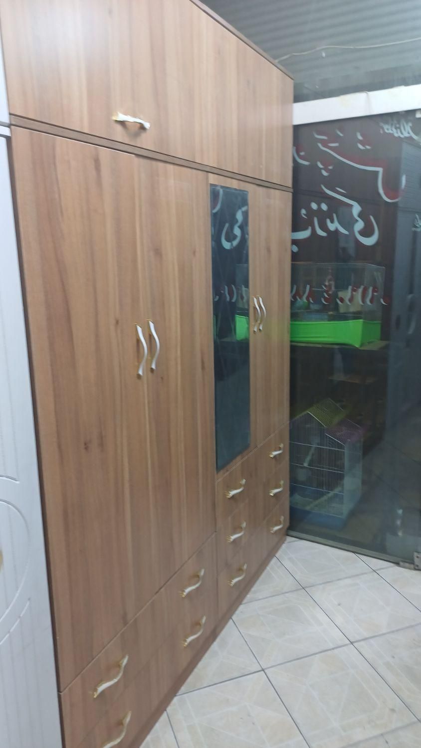 مونتاژ کار و برش کار کمد و سرویس خواب|استخدام صنعتی، فنی، مهندسی|تهران, نعمت‌آباد|دیوار