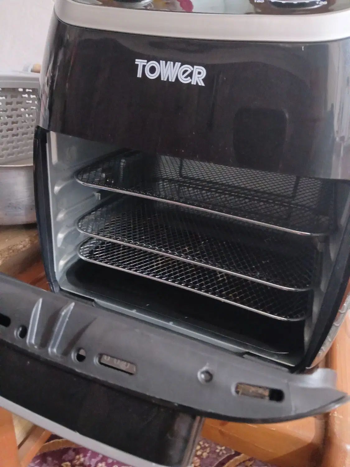 سرخ کن(هواپز) برند tower|اجاق گاز و لوازم برقی پخت‌وپز|رشت, استقامت ۲|دیوار
