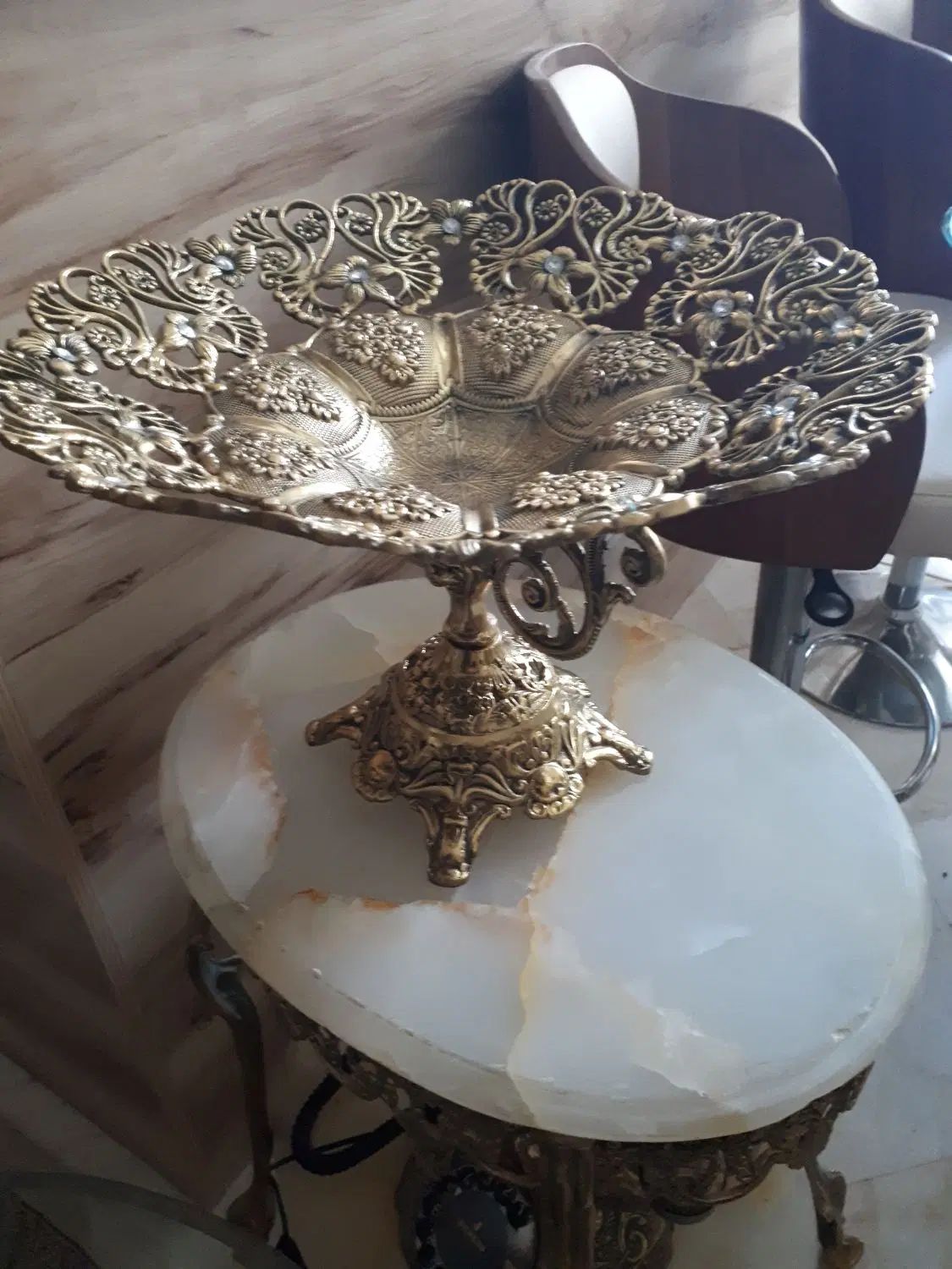 دکوری برنجی و بلور قیمت پیشنهادی|صنایع دستی و سایر لوازم تزئینی|تهران, فردوس|دیوار