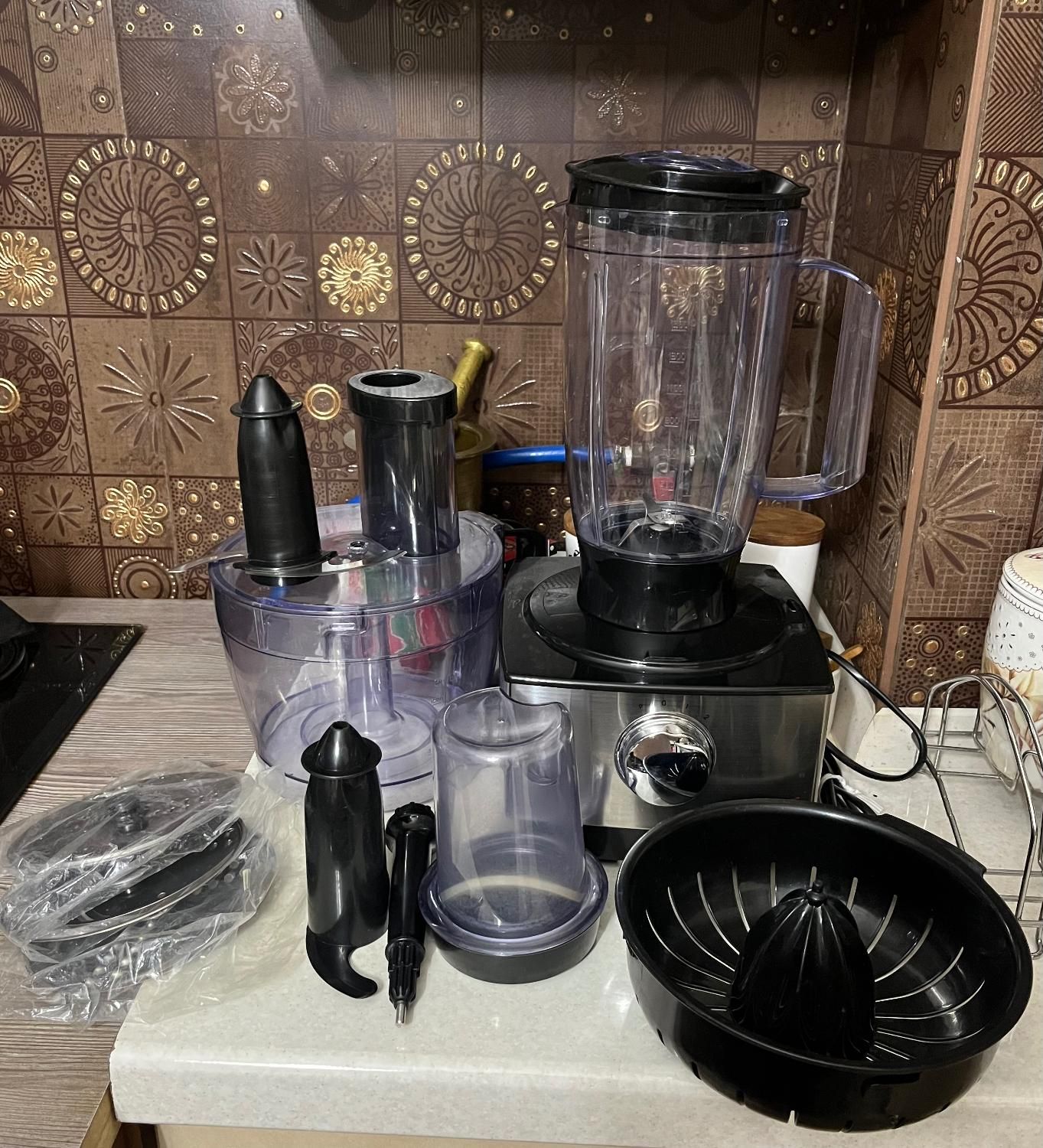 غذاساز|خردکن، آسیاب، غذاساز|اصفهان, قلعه طبره|دیوار