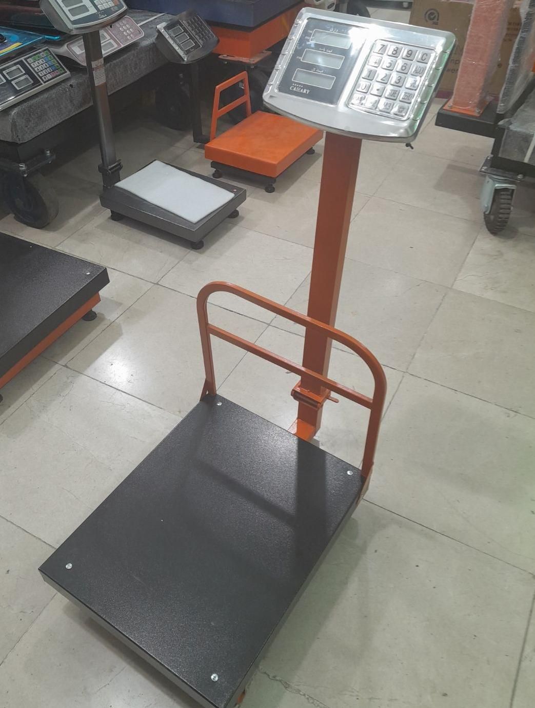 باسکول ترازو تاشو سیار|فروشگاه و مغازه|کرمانشاه, |دیوار