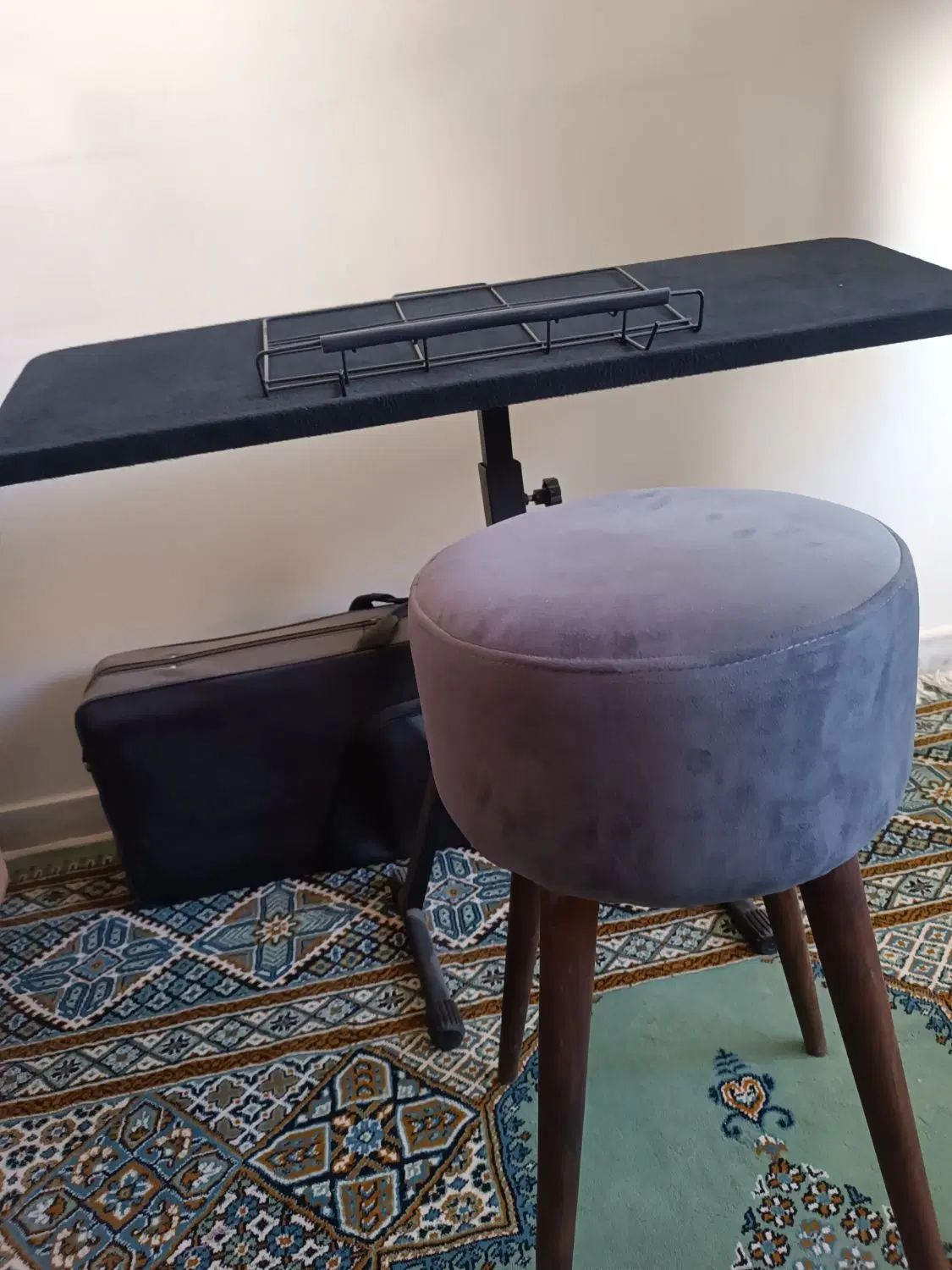 میز و صندلی(میز تاشو و قابل تنظیم ارتفاع و زاویه)|میز تحریر و کامپیوتر|اصفهان, تیران|دیوار