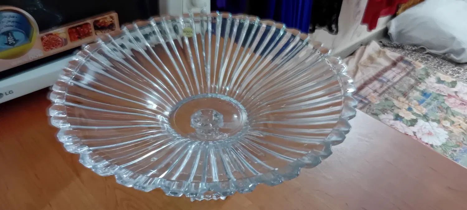 میوه خوری کریستال ژاپن پایه دار نو|ظروف سرو و پذیرایی|کرج, مهرویلا شمالی|دیوار