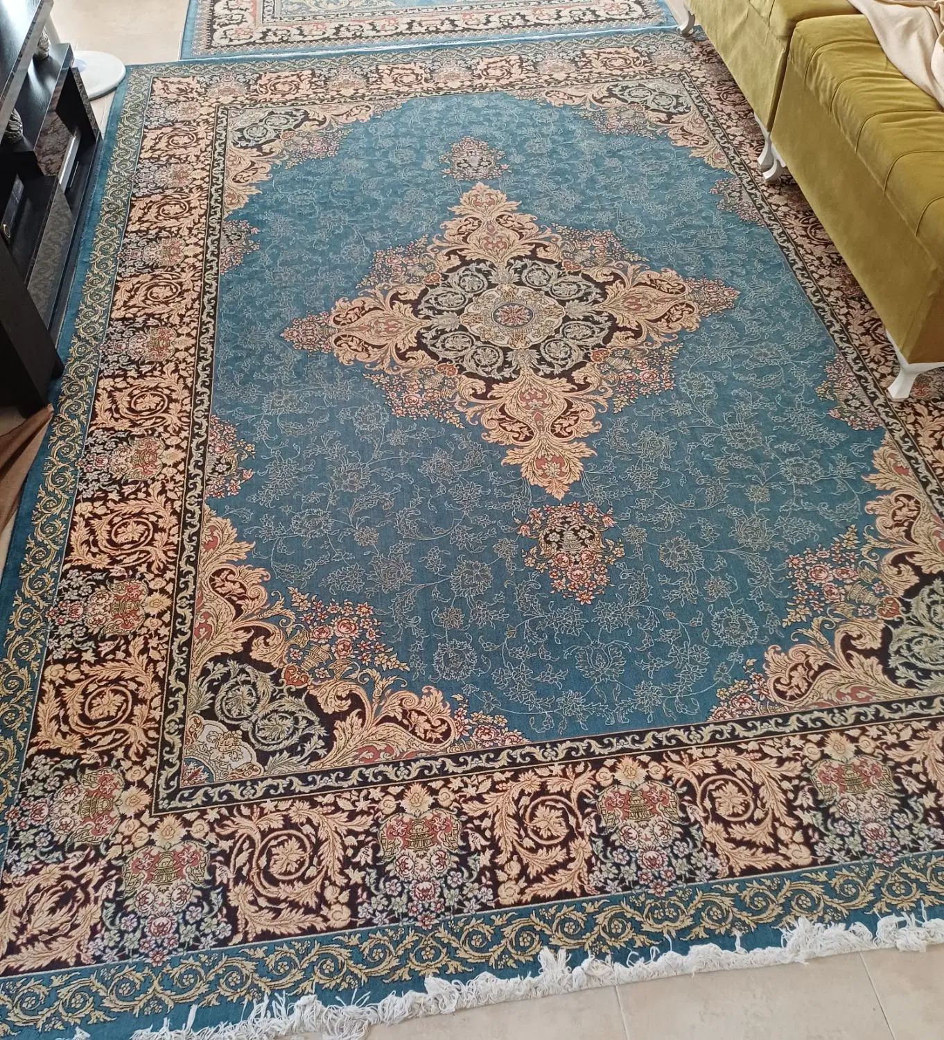 دوعدد فرش ماشینی ۹ و۶|فرش|تهران, ارامنه|دیوار