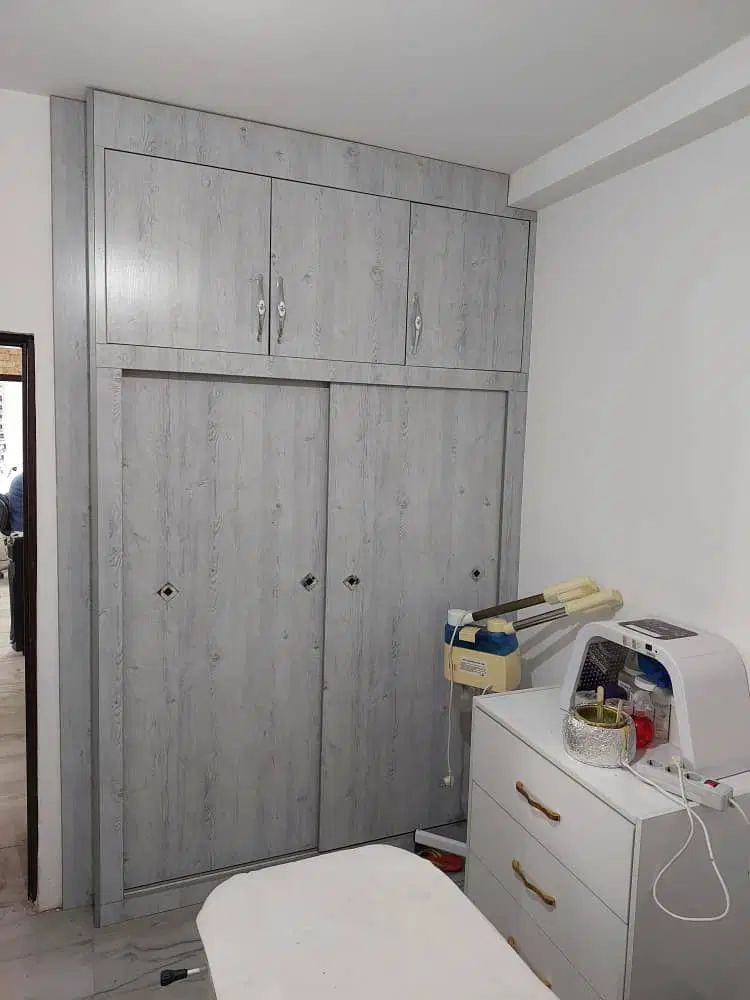 رهن واحد اداری ۸۰متری / بازسازی شده/جمهوری|اجارهٔ دفتر کار، اتاق اداری، مطب|تنکابن, |دیوار