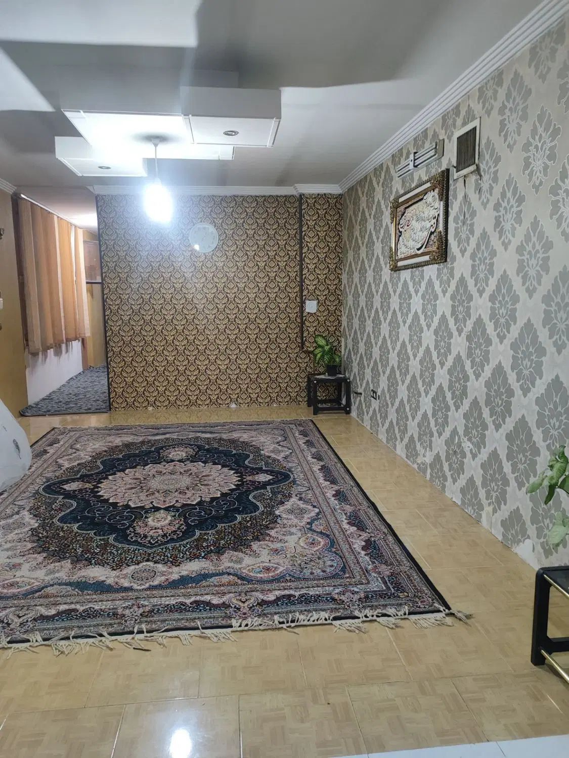 آپارتمان۷۸ متری ۱خواب طبقه۳ سر نبش|فروش آپارتمان|مشهد, شهرک مهر آباد|دیوار