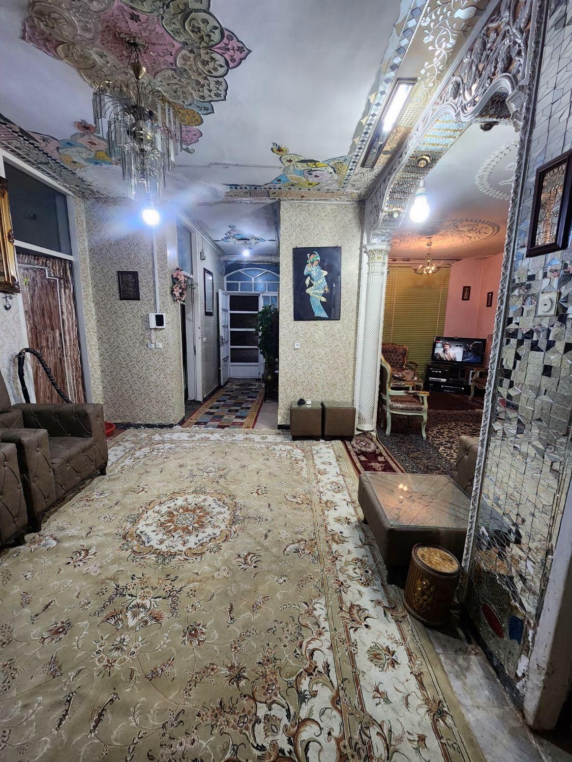 اجاره منزل ویلایی مبله کوتاه مدت دربستی همکف|اجارهٔ کوتاه‌مدت آپارتمان و سوئیت|شیراز, پودنک|دیوار