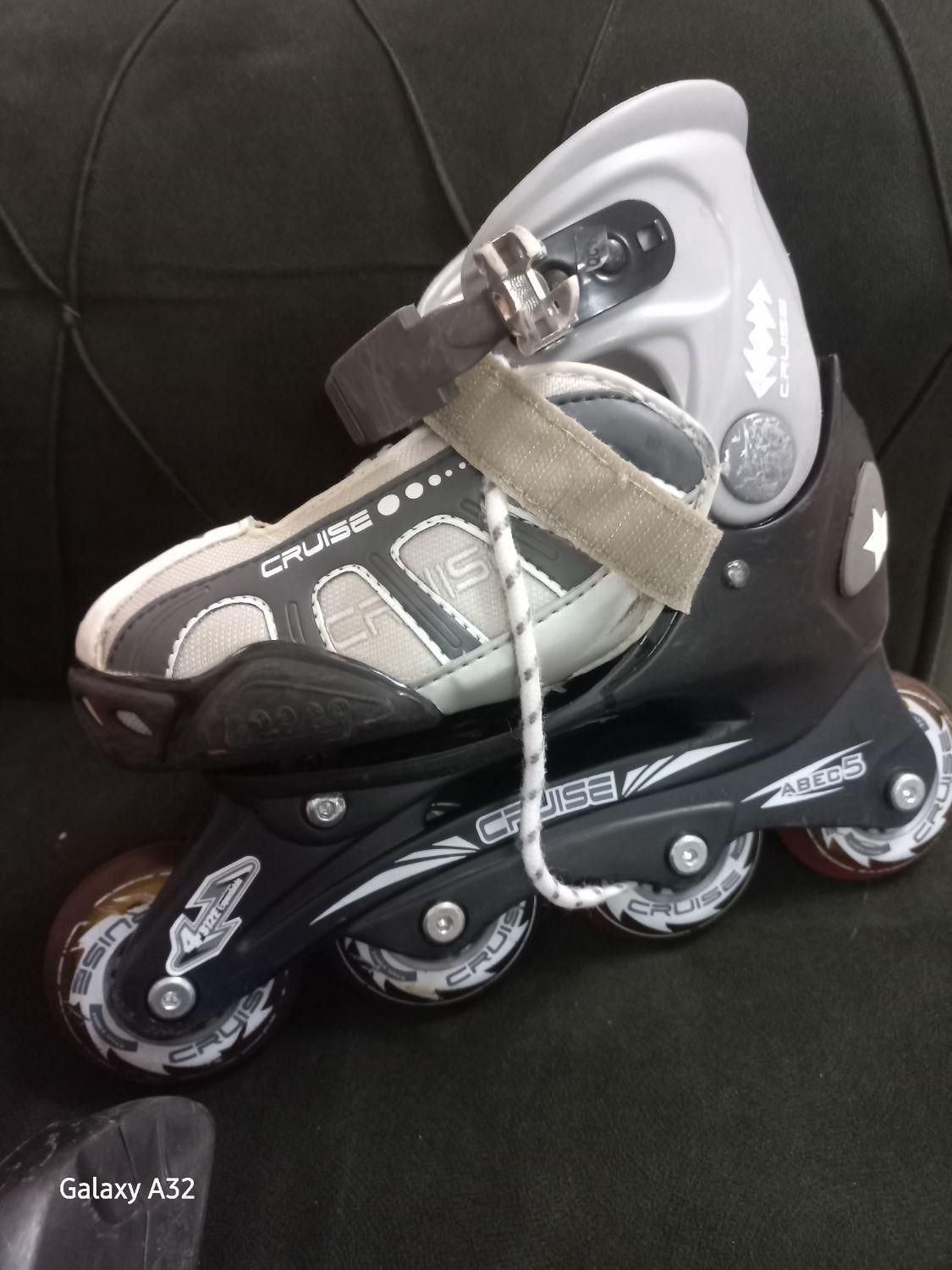 کفش اسکیت ورزش ۳۷|دوچرخه، اسکیت، اسکوتر|ورامین, خیر آباد|دیوار