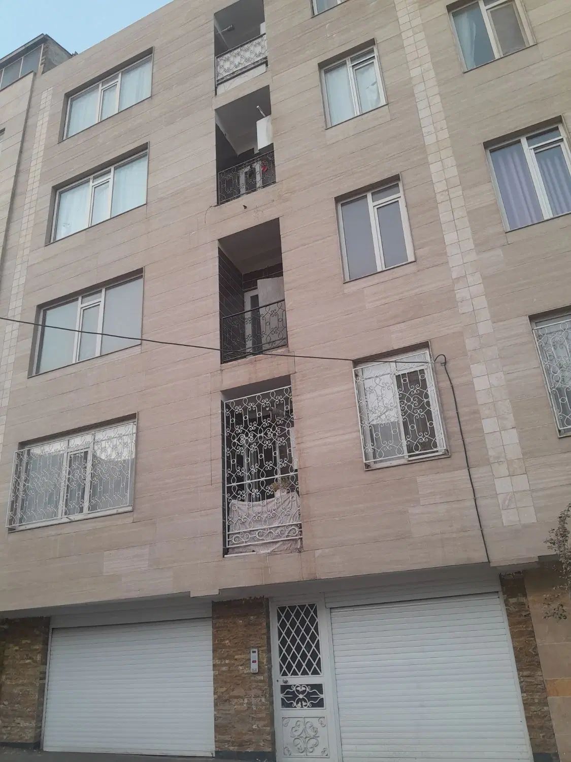فروش آپارتمان ۱۰۵ متری ۲ خوابه در ساسانی (قلمستان)|فروش آپارتمان|کرج, ساسانی (قلمستان)|دیوار