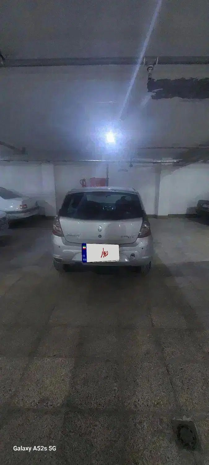 رنو ساندرو دنده‌ای، مدل ۱۳۹۶ ، با کمترین کارکرد|خودرو سواری و وانت|اصفهان, لیمجیر|دیوار