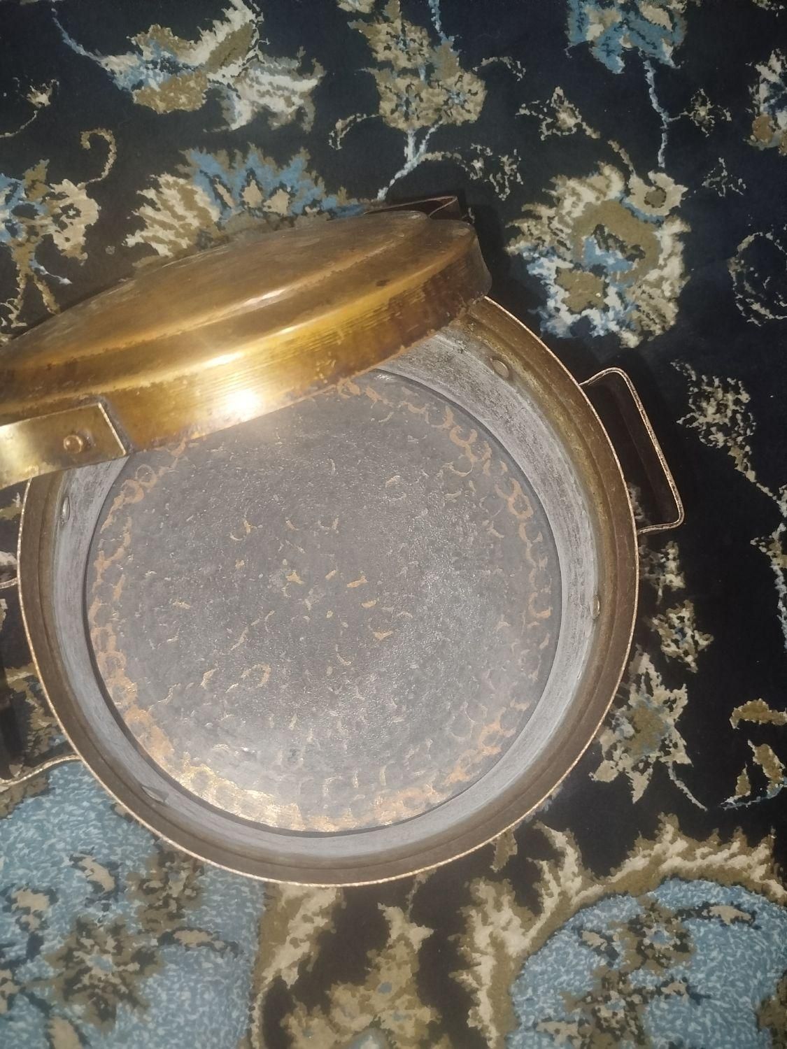 دیگچه مسی قدیمی|ظروف پخت‌وپز|کرمان, |دیوار