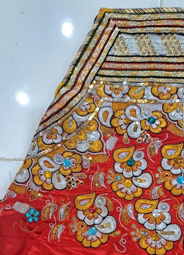 سیمی بندری|لباس|قشم, |دیوار