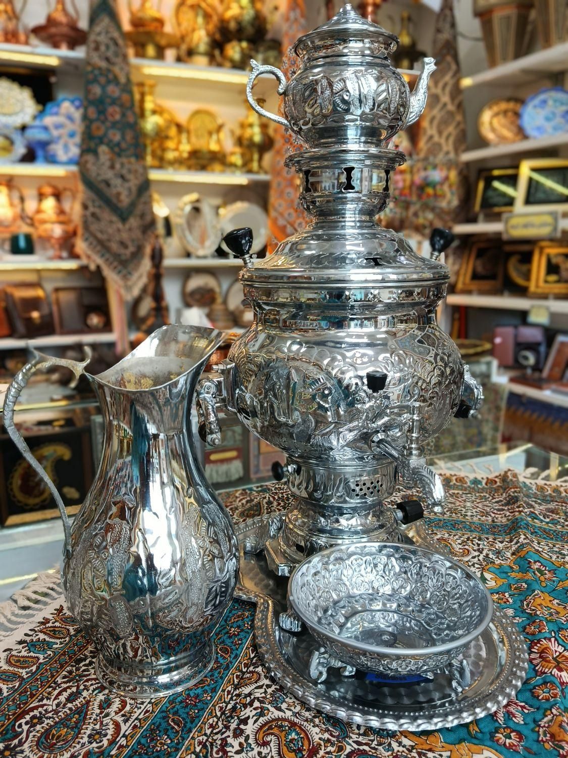سماور برنجی گازی ۸لیتر سفید کروم شده ورق ضخیم|سماور، چای‌ساز، قهوه‌ساز|مشهد, چهارباغ|دیوار