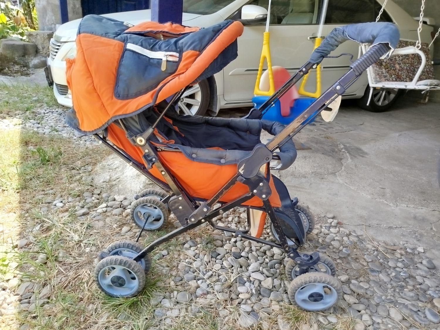 کالسکه . تخت . و کربر.کودک رنگ سورمه ای نارنجی.|اسباب و اثاث بچه|رامسر, |دیوار