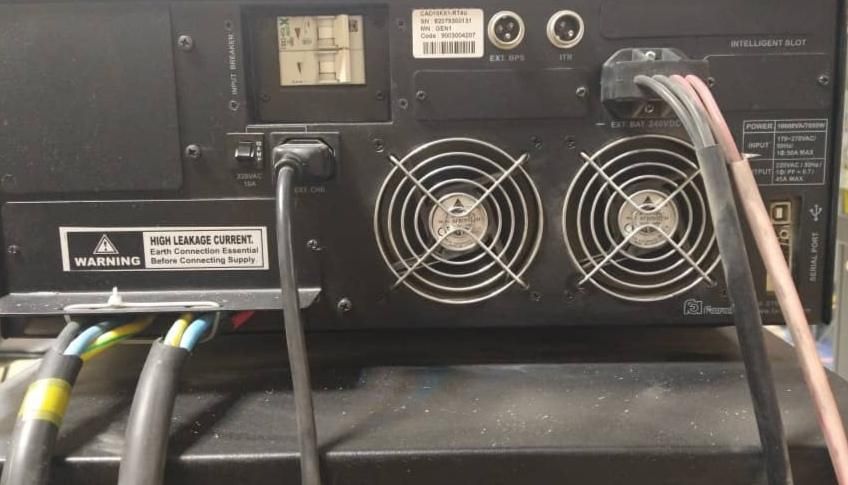 نصب و تعمیر ups / سرویس و شارژ باتری ups|خدمات پیشه و مهارت|تهران, سوهانک|دیوار