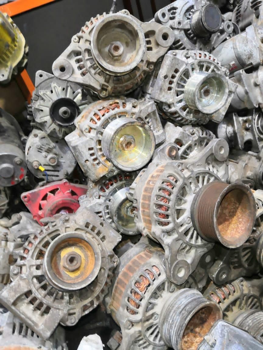 فروشگاه وتعمیرگاه استارت ودینام خودروهای سبک سنگین|خدمات موتور و ماشین|اصفهان, گورت|دیوار