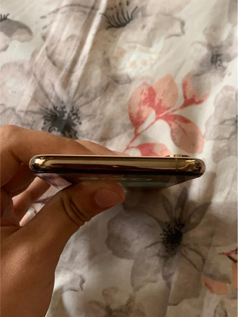 اپل iPhone XS Max با حافظهٔ ۲۵۶ گیگابایت|موبایل|تویسرکان, |دیوار
